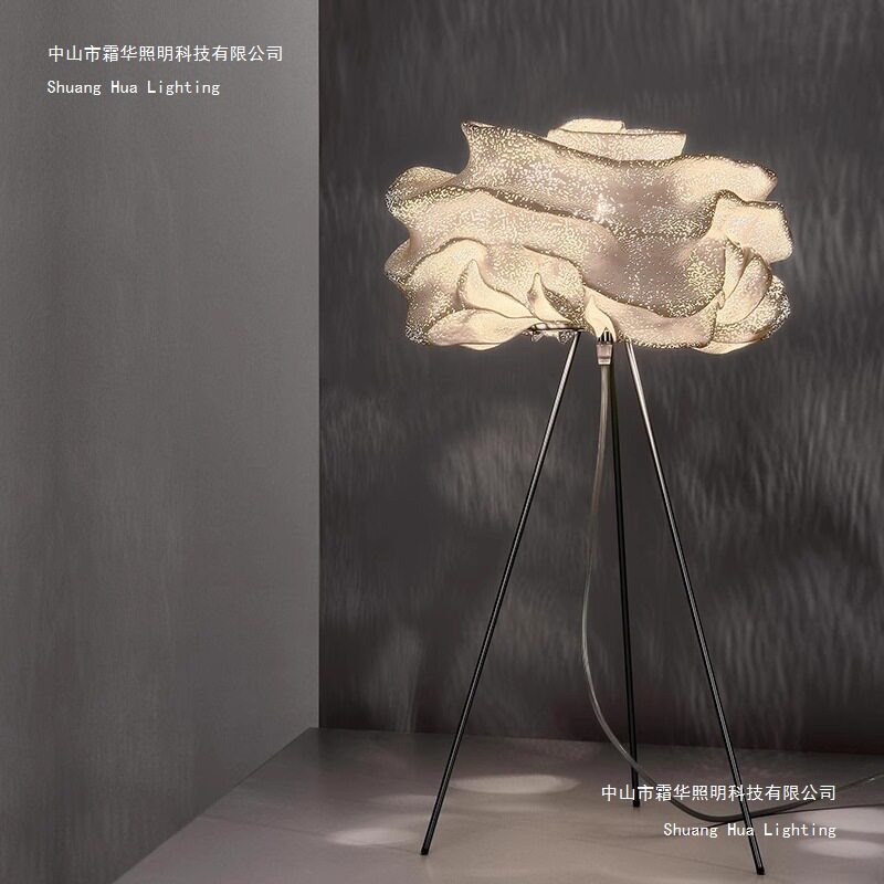 NEVO落地灯现代简约客厅书房卧室设计师星空云朵不锈钢装饰落地灯