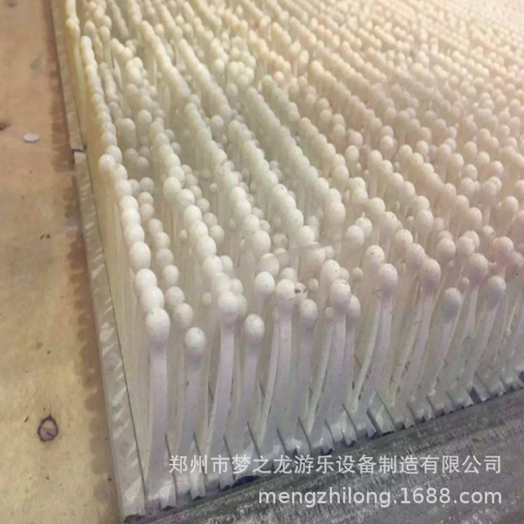 梦之龙迪庆无雪旱雪毯儿童设备