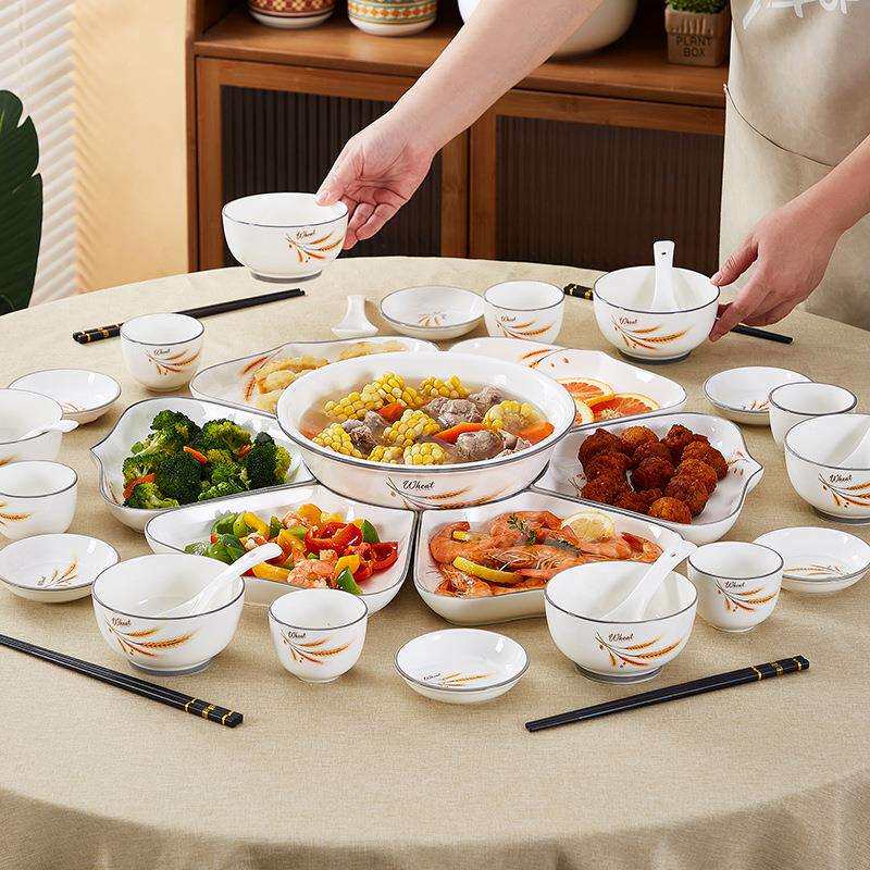 陶瓷拼盘套装家用盘子饭碗汤碗菜盘餐具餐盘碗筷日用瓷碗