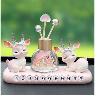 汽车摆件一路平安鹿车载可爱网红中控台车载女神款车内装饰品