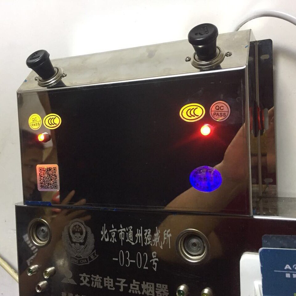 便宜插头式电子点烟器中国质量好