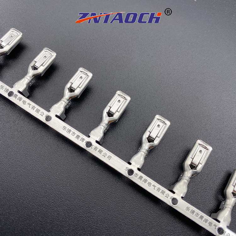 3.8带锁插簧连带横连 3000只自锁直插 插片端子连绕 带锁扣端子