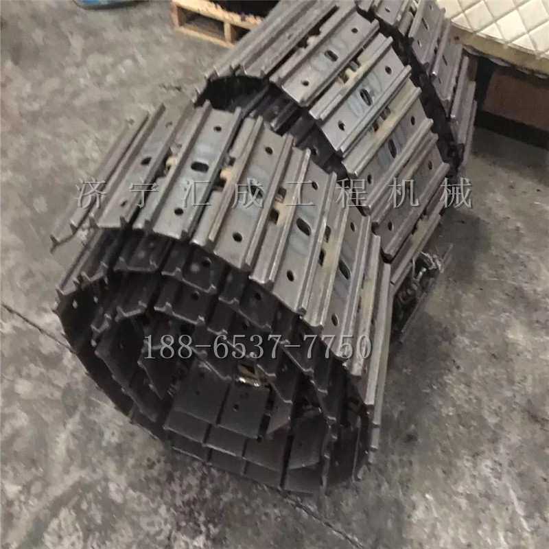 240挖掘机链筋，链轨总成，PC240挖掘机链条，支重轮