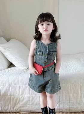 韩国女童复古牛仔套装2r025夏季宝宝洋气机车无袖马甲短裤两件套