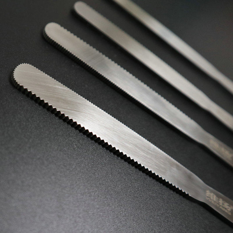 扬州三把刀修脚刀锈钢粗细锯齿去死皮脚搓脚丫脚板底搓锉刀刮棒