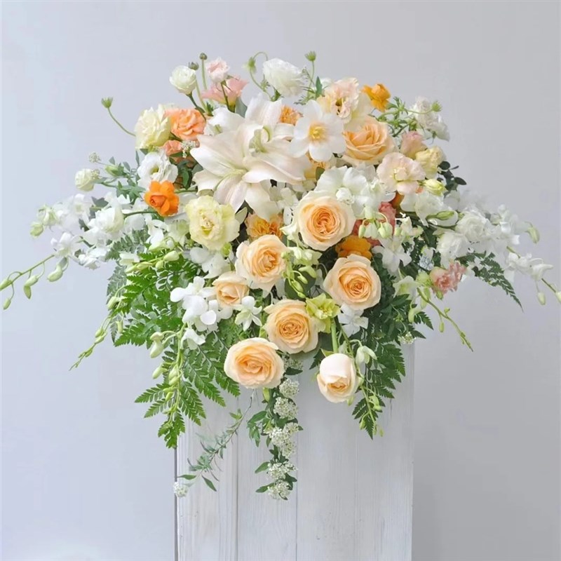 杭州送花会议桌花商务演讲台花展览酒店餐台办公桌签到台收银鲜花