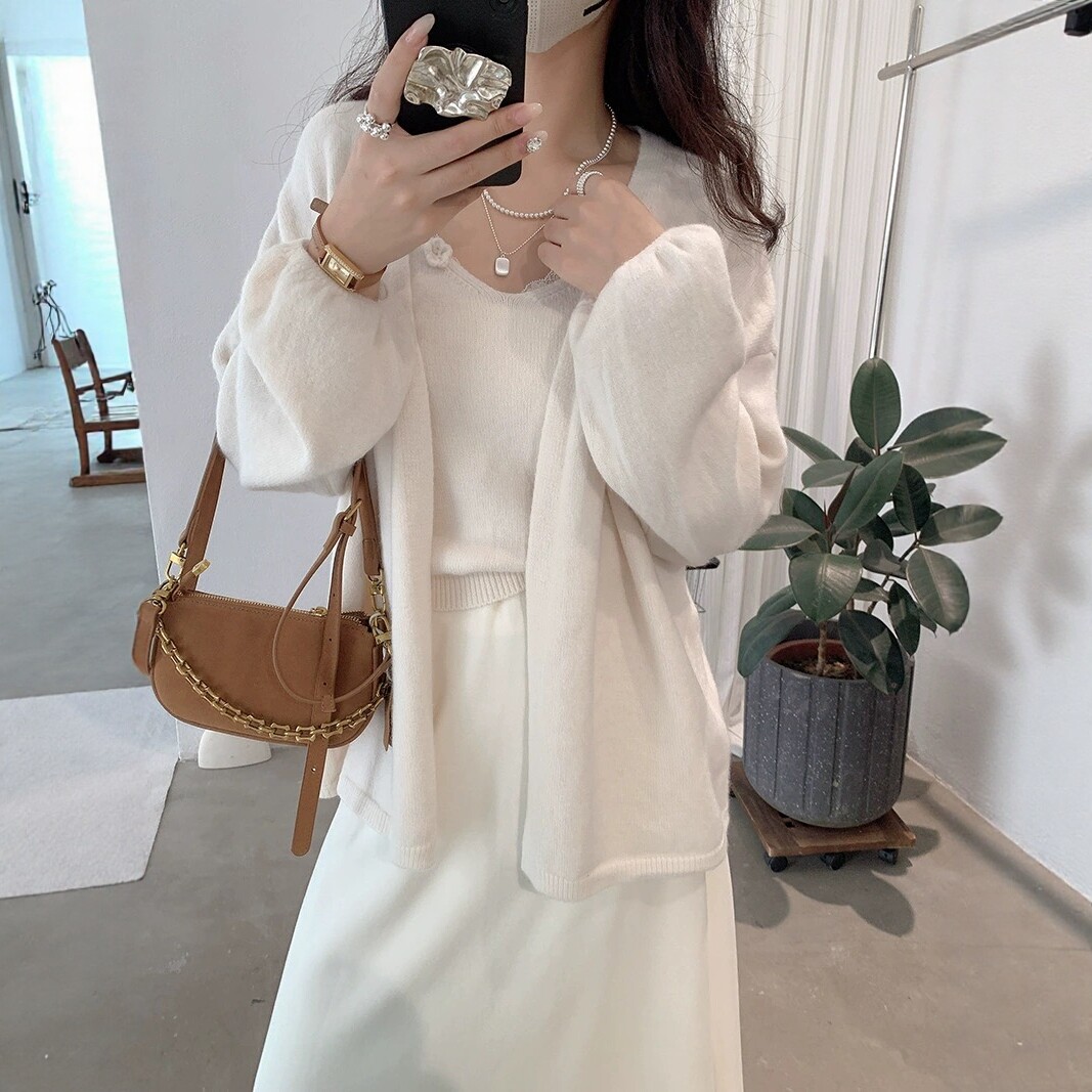 欧玛莱 立体花朵V领吊带搭无扣纯色长袖开衫两件套上衣韩版女
