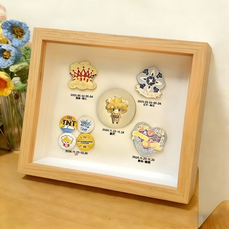 TF家族时代少年团摆台相框小卡