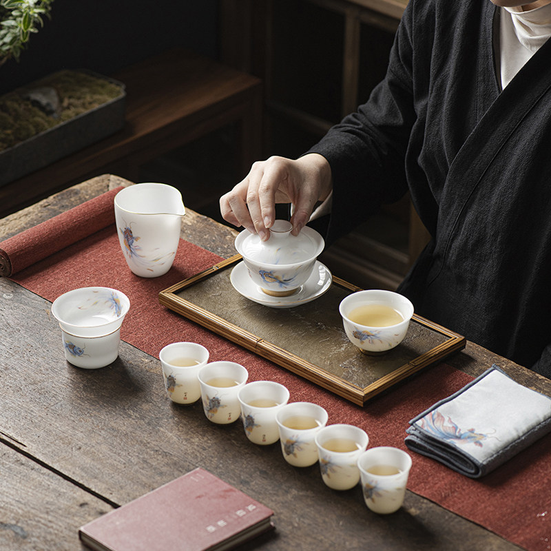 如鱼得水茶具套装冰种玉瓷堆花