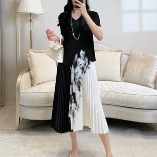 妈妈两件套套裙套 气质连衣J裙女装 水墨画褶皱西装 百褶裙显瘦时尚
