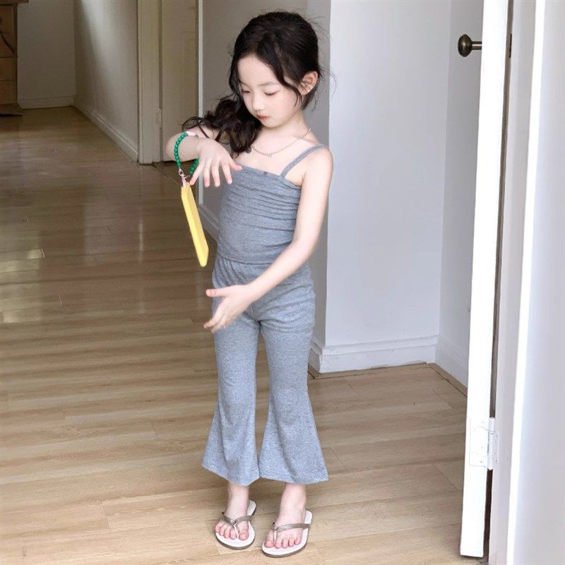 2025夏季新款韩l版纯色背心吊带九分喇叭裤休闲风两件套女童套装