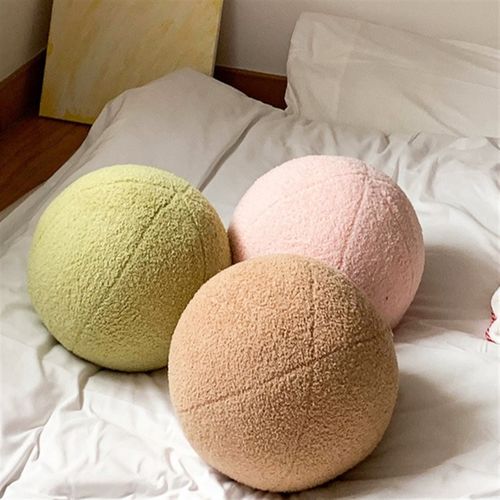 北欧简约创意纯色圆球毛绒玩y具抱枕客厅沙发靠垫儿童房装饰玩偶