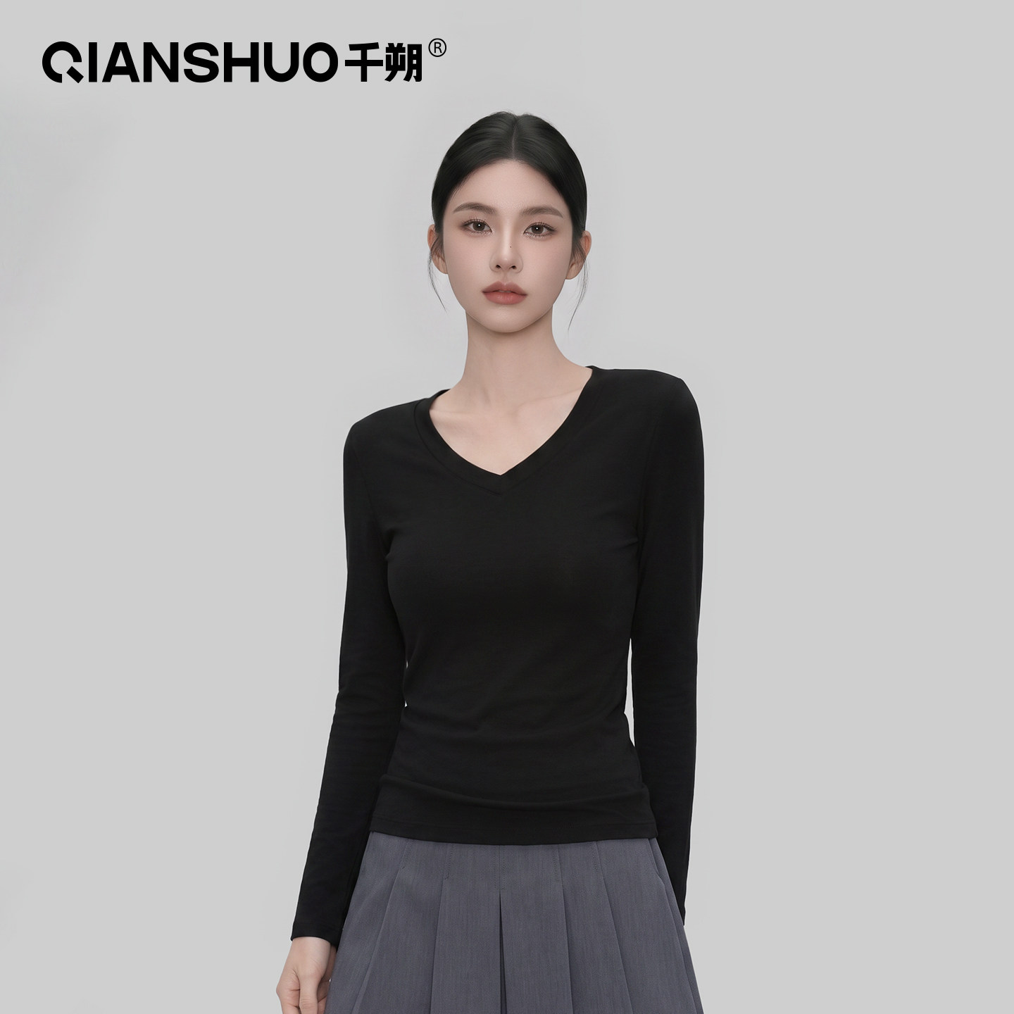 千朔黑色V领长袖修身显瘦T恤女