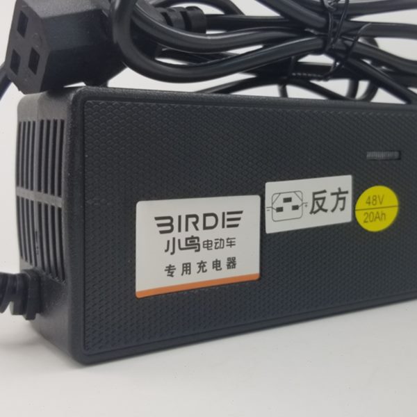 小鸟电动车智能原装充电器原厂专用48V12Ah60V20A72V正品全新三横
