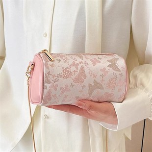 中国风丝绸刺绣旗袍包包p女2025新款 链条 潮斜挎枕头包古风新中式