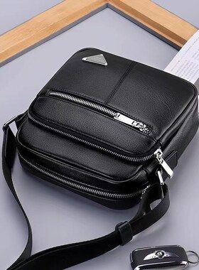 真皮男包2d022新款包包青年休闲单肩斜挎男包头层牛皮竖款时尚背