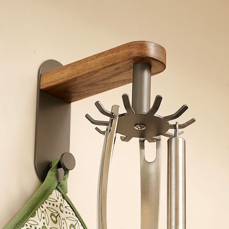 cmeo厨房枪灰挂钩旋转多功能勺子锅铲收纳架黑胡桃木置物架免打孔