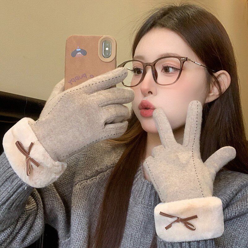 毛绒保暖手套女2025新款冬季加A绒防寒开车骑行电动车手套女可触
