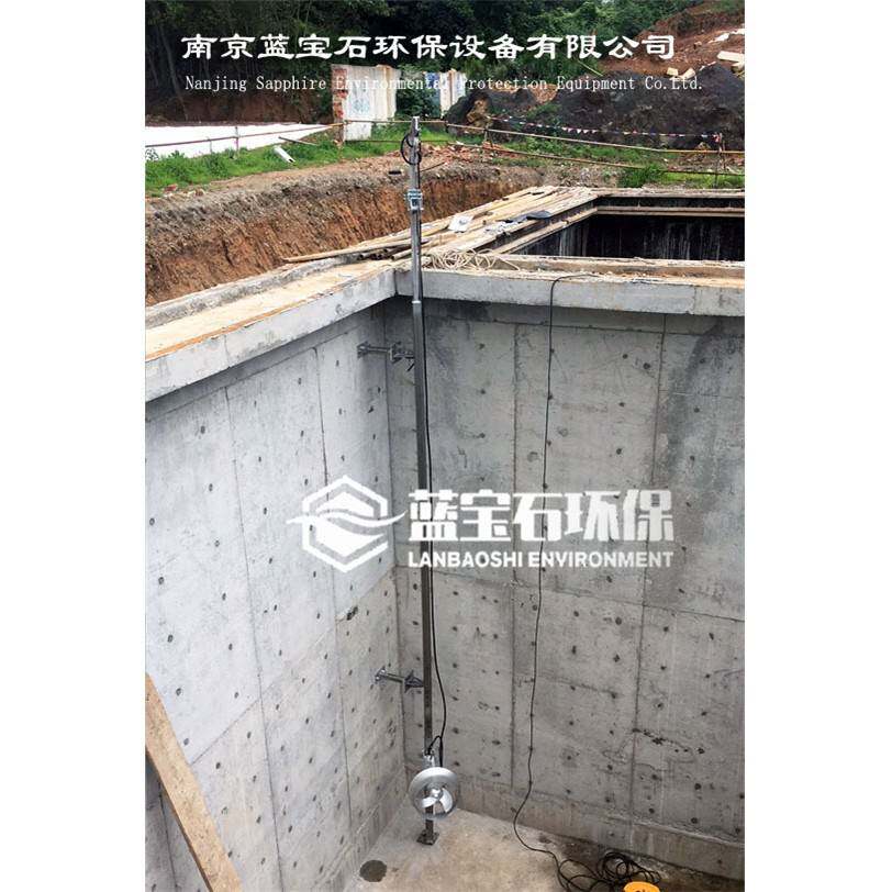 佛山市南海区污水厂潜水搅拌器安装现场图片 水平调节方向推流器