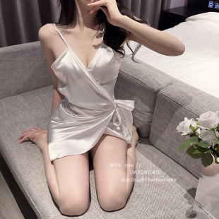 2023新款 D2N 吊带睡裙修身 性感气质系带纯欲睡衣女夏季 春日白茶