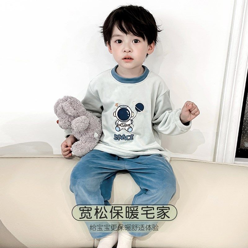 儿童家居服秋冬款法兰绒套装加绒保暖柔软男童女童薄绒睡衣奥毛绒