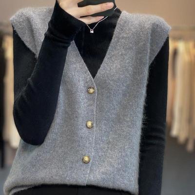 2025秋季新款女式马甲背心时尚开衫V领百搭毛衣女针织衫