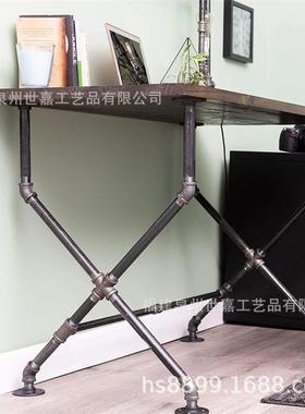 现代家庭办公桌写作或计算机基础套件，深灰色黑色粗糙管，乡村复