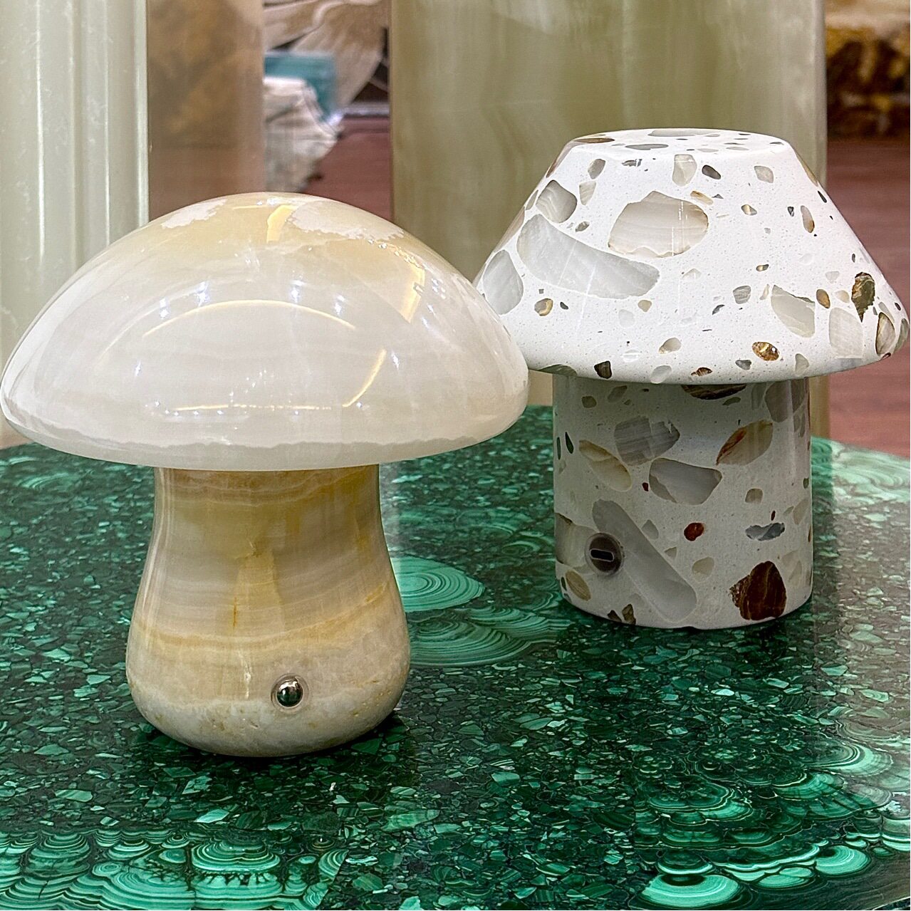 天然云石灯大理石床头台灯孔雀石天然绿色半宝石茶几餐桌壁炉