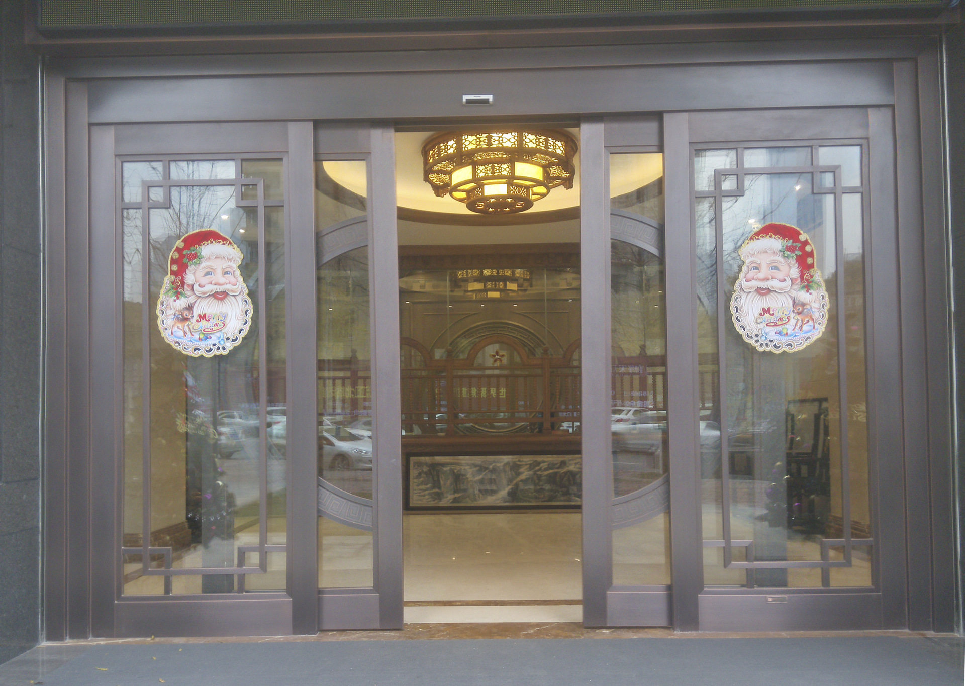 四川成都自动感应门批发 玻璃感应门批发  感应铜门批发 旋转门