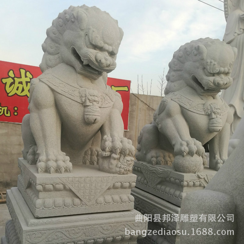 现代园林圆雕曲阳石雕狮子雕塑