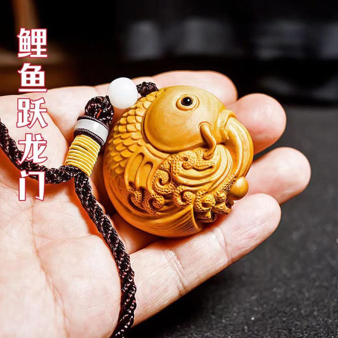 太行崖柏年年有余挂件实木雕刻摆件锦鲤鲤鱼招好运年年有鱼工艺品