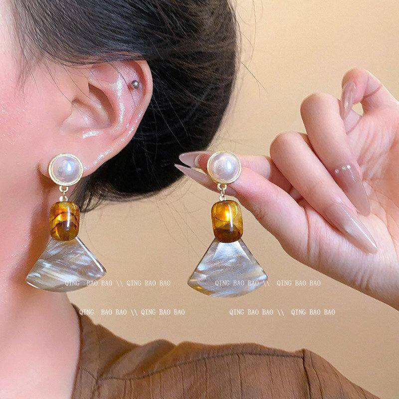 时尚树脂美拉德耳环风小众几何仿虎眼珍珠复古吊坠耳饰耳钉设计感