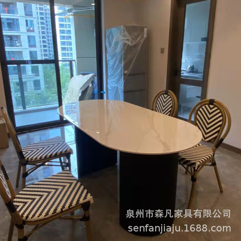 北欧小户型餐桌现代简约半圆形轻奢网红大理石面家用餐厅岛台桌