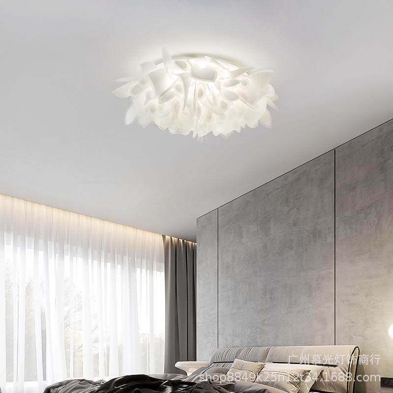 爆款网红吸顶灯现代简约主卧室灯温馨浪漫儿童房灯设计师客厅灯具