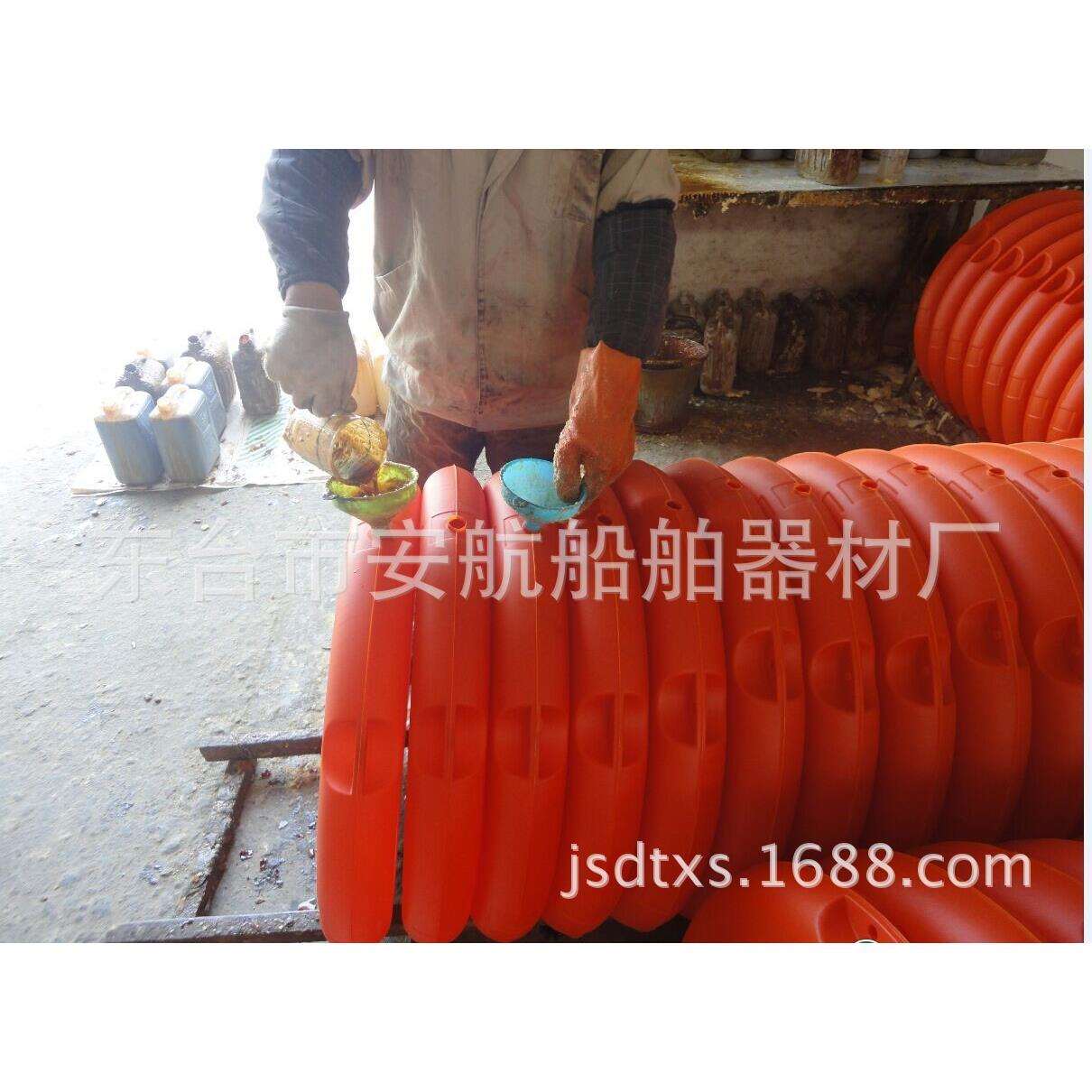 XT-5555,ZX-5556型2.5KG船用新标准救生圈提供CCS船检