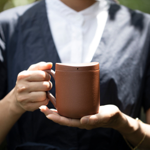 生日礼物半月紫砂杯创意马克杯带盖子办公室茶杯水杯女男家用杯子