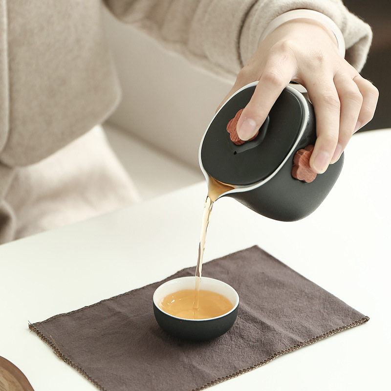 梅花旅行陶瓷快客杯一壶三杯