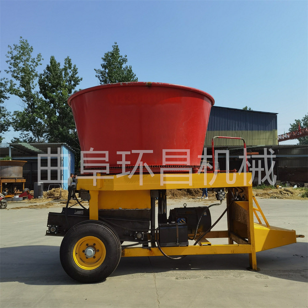 电动牵引稻草粉碎机 养牛养羊用大型粉草机  圆盘式铡草揉丝机