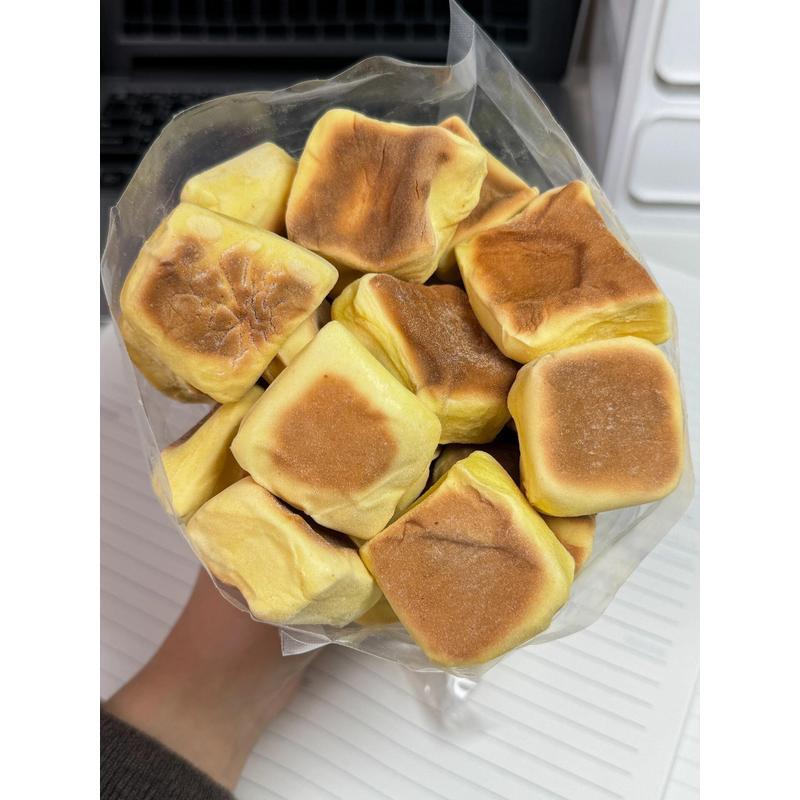*山东南瓜巧饼梗啾火n烧压缩馍巧果小饼饽饽小啾开袋即食粗粮花零