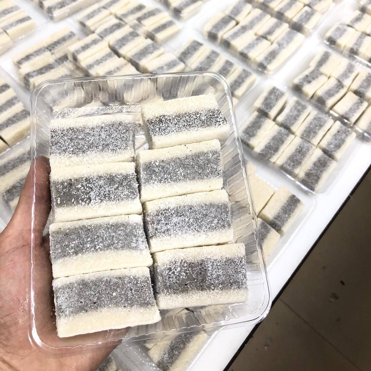 广东陆丰甲子特产忠字牌芝麻夹心软糕经典传统手工茶配送礼