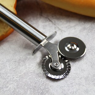 不锈钢双轮披萨刀切面片花边刀匹萨切刀起酥轮刀披萨滚刀烘焙工具