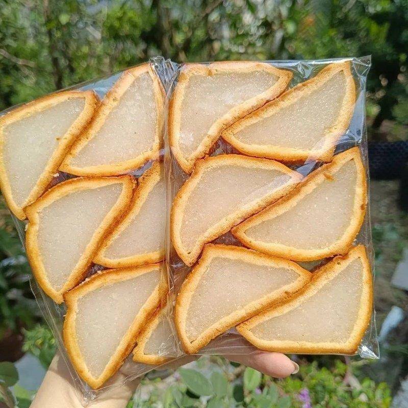 越南特产椰子饼风味椰蓉三角形零食解馋糕点单独包装凉糕甜品
