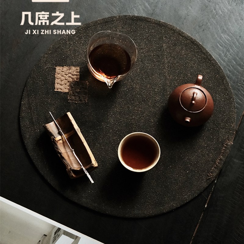 无论怎样的房间,丝绸香云纱圆茶席,简单S的禅宗茶室桌布