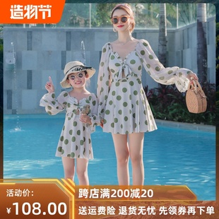 亲子泳衣母女新款 防晒遮肉波点女童儿童女孩海Z边沙滩泳 保守长袖