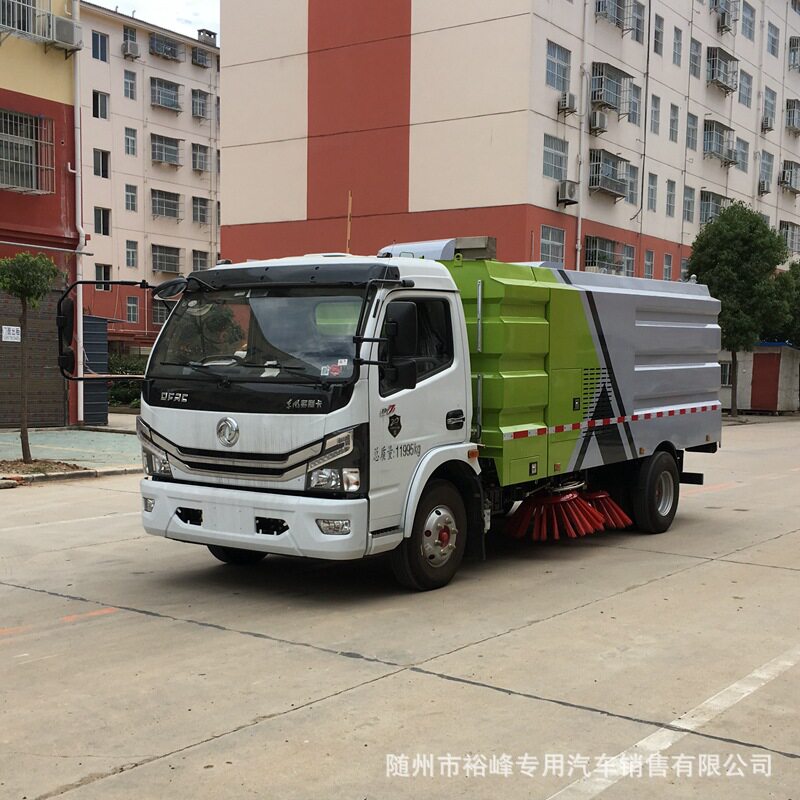 程力多功能扫路车 东风多利卡8方洗扫车 洒水高压喷杆 不锈钢尘箱