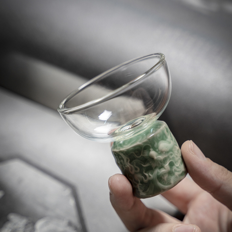 越窑梅子青瓷浮雕高足主人杯功夫茶具品茗杯耐热玻璃花茶杯单杯