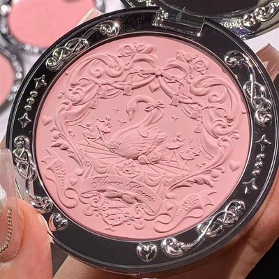 Flower Knows Swan Ballett Velvet Embossed Blush Matte Makeup