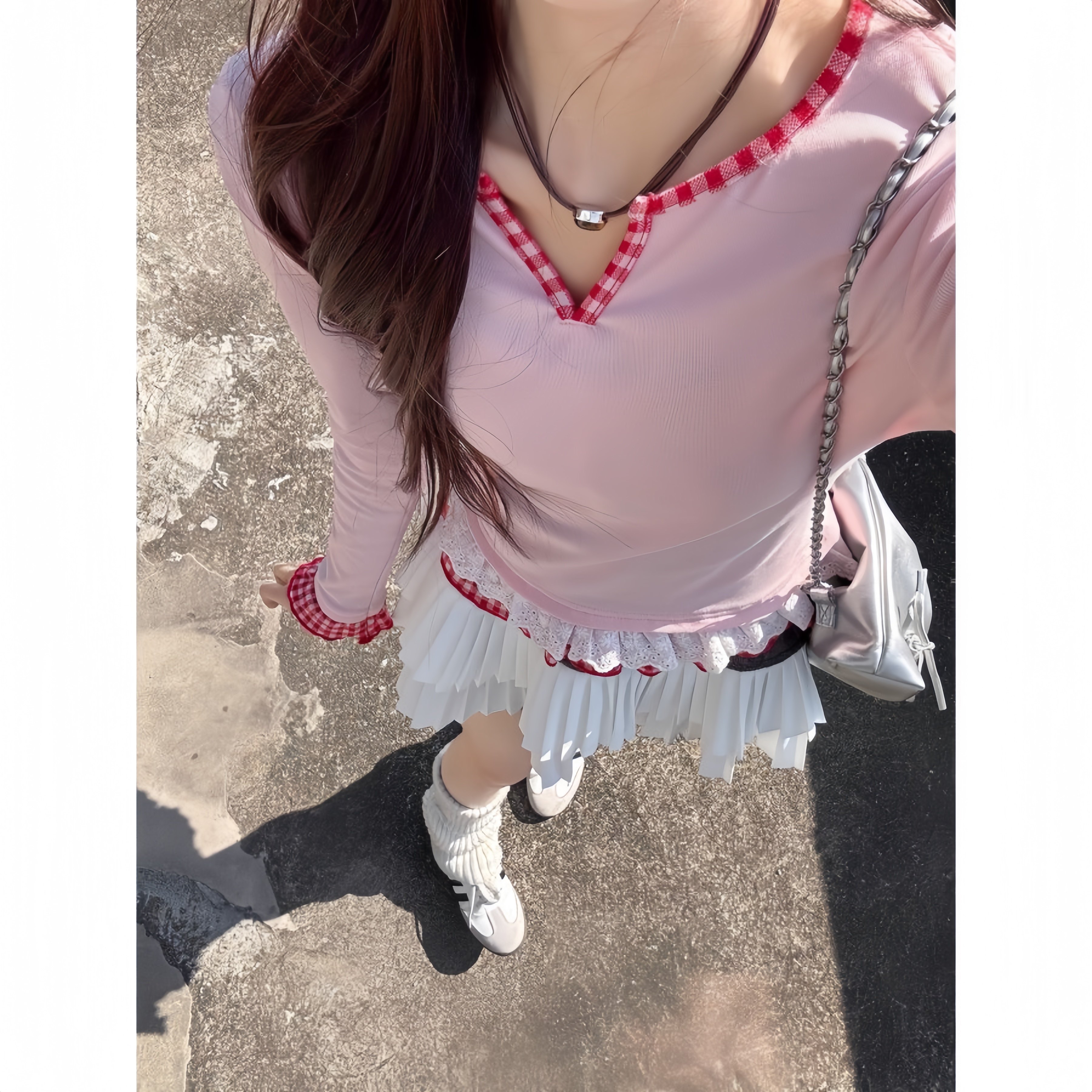 Silk·莓果派对～蜜桃粉V领长袖上衣修身内搭花边假两件T恤女秋冬