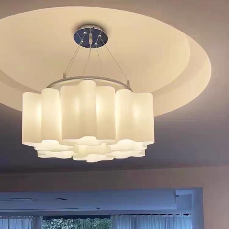 现代简约创意云朵餐厅吊灯法式中古客厅吸顶灯饰设计师款卧室吊灯