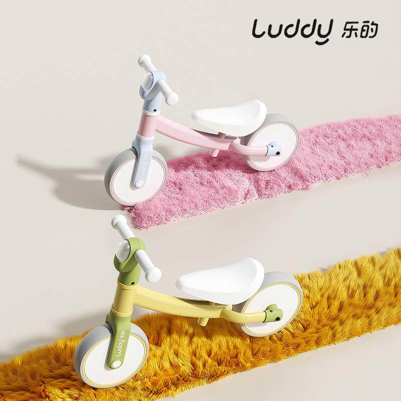 乐的太空舱平衡车儿童2一3一6岁滑行滑步车2岁入门无脚踏小童